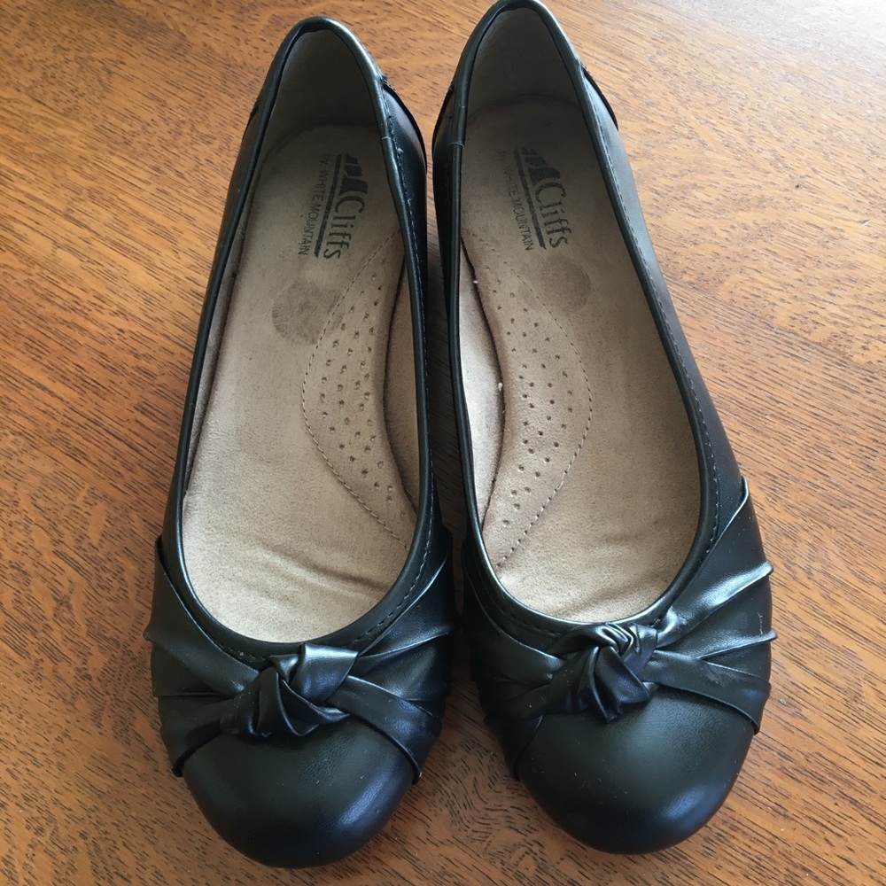 Black shoes, excellent condition size 8